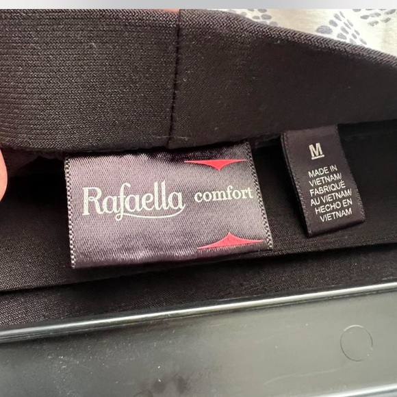 Black stretchy vintage skirt size large - Picture 2 of 3